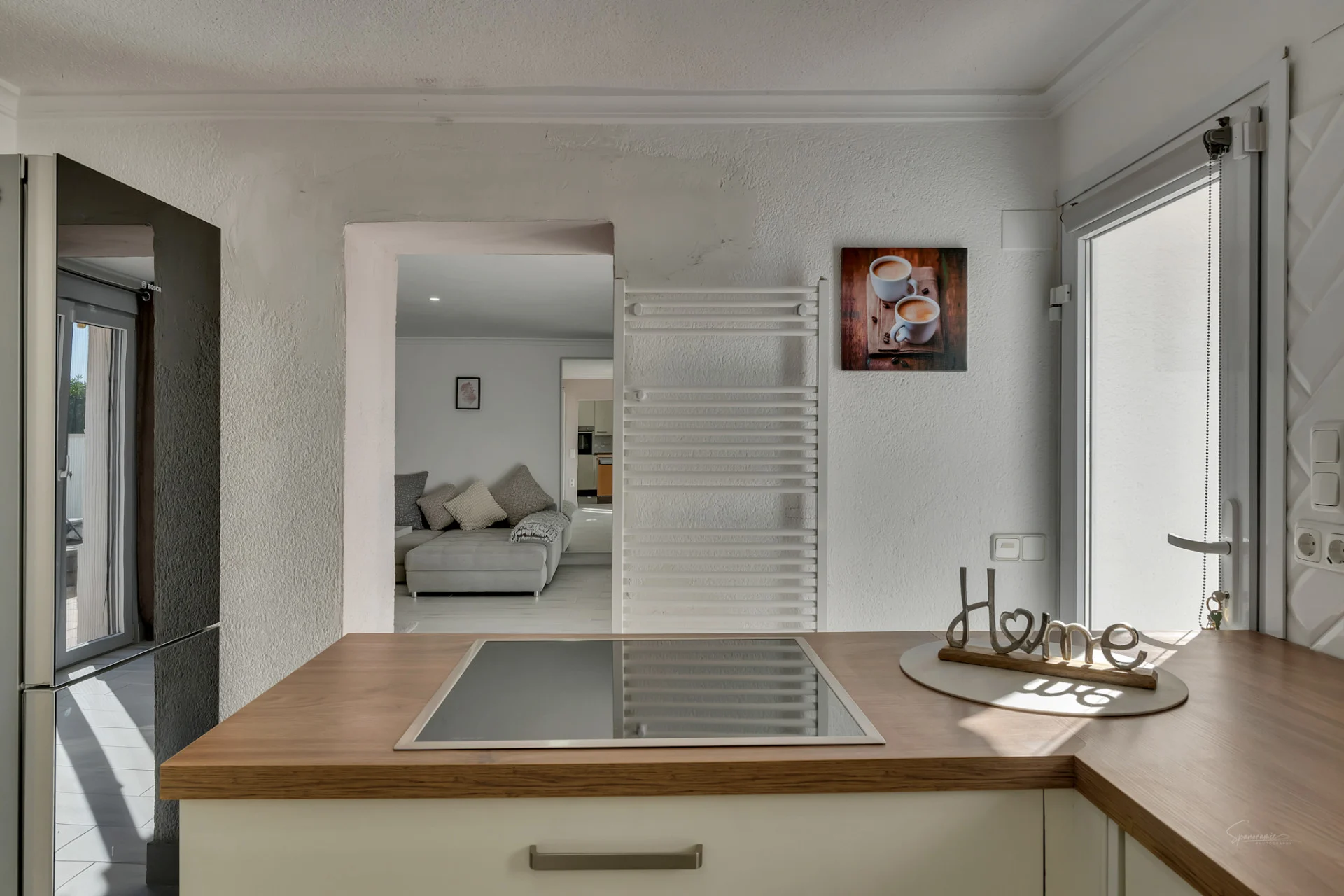 Exclusiva villa en venta con vistas panorámicas en balcon al mar.
