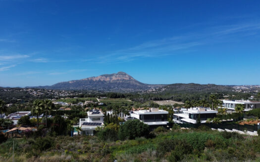 Parcelas en venta en Jávea con vistas panorámicas al Montgo de Javea.