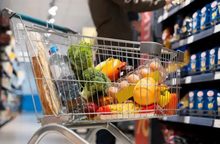 Supermercados y mercados locales en Jávea