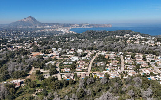 Parcela en venta en La Cala Jávea con excelente ubicación.