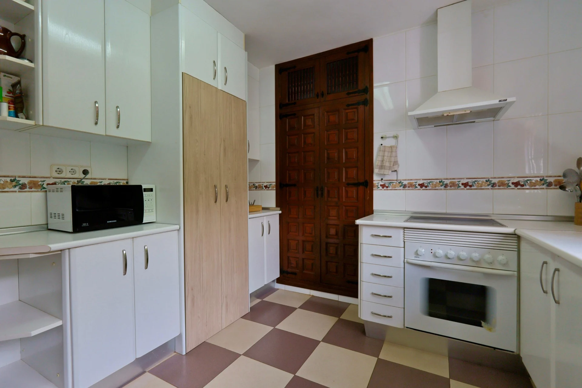 Villa con Encanto en Venta en Jávea, a Pocos Minutos de la Playa del Arenal