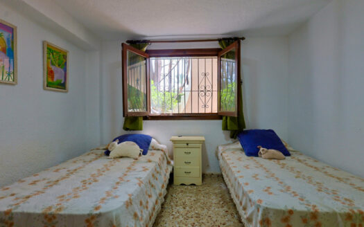Villa con Encanto en Venta en Jávea, a Pocos Minutos de la Playa del Arenal