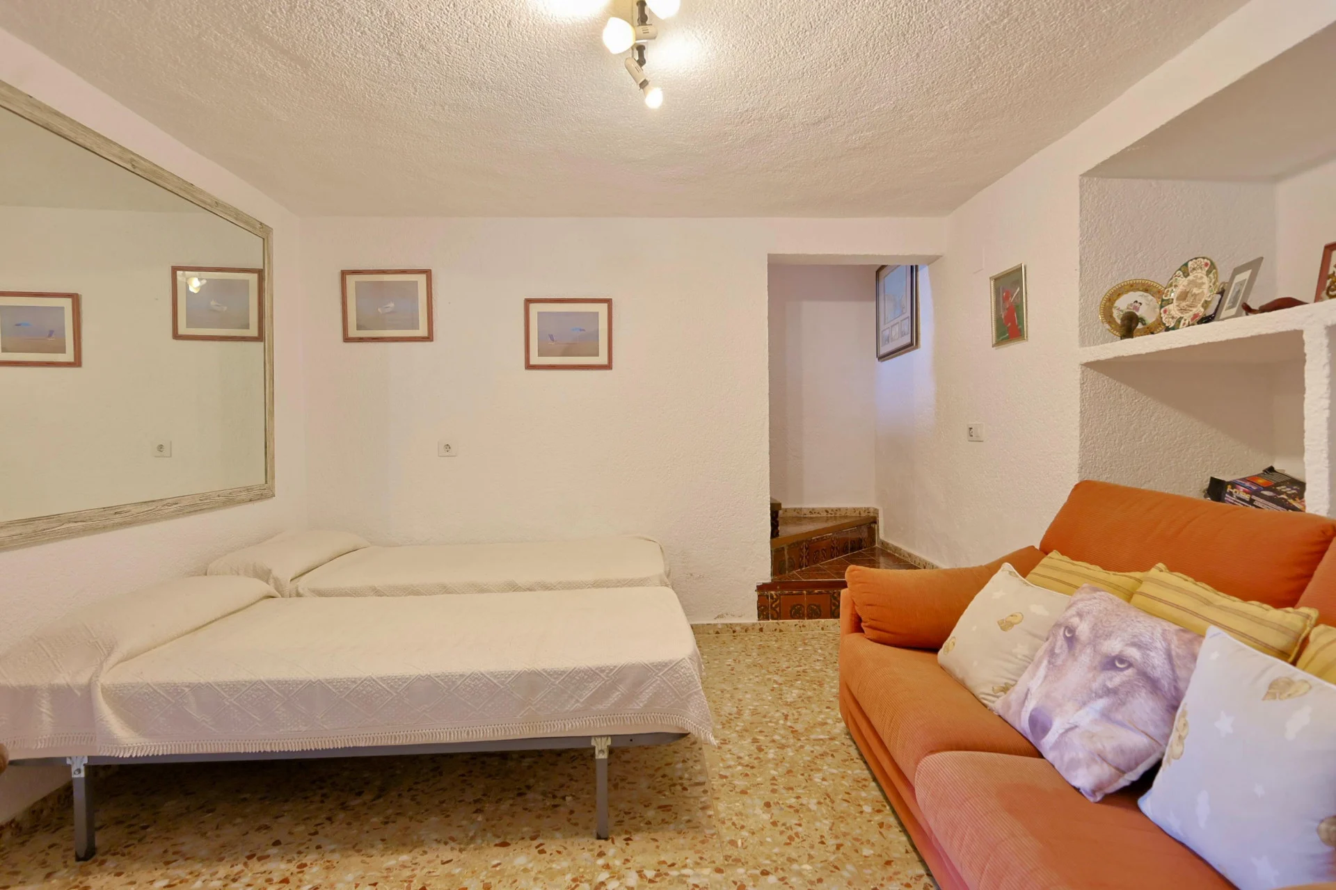Villa con Encanto en Venta en Jávea, a Pocos Minutos de la Playa del Arenal