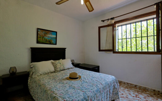 Villa con Encanto en Venta en Jávea, a Pocos Minutos de la Playa del Arenal