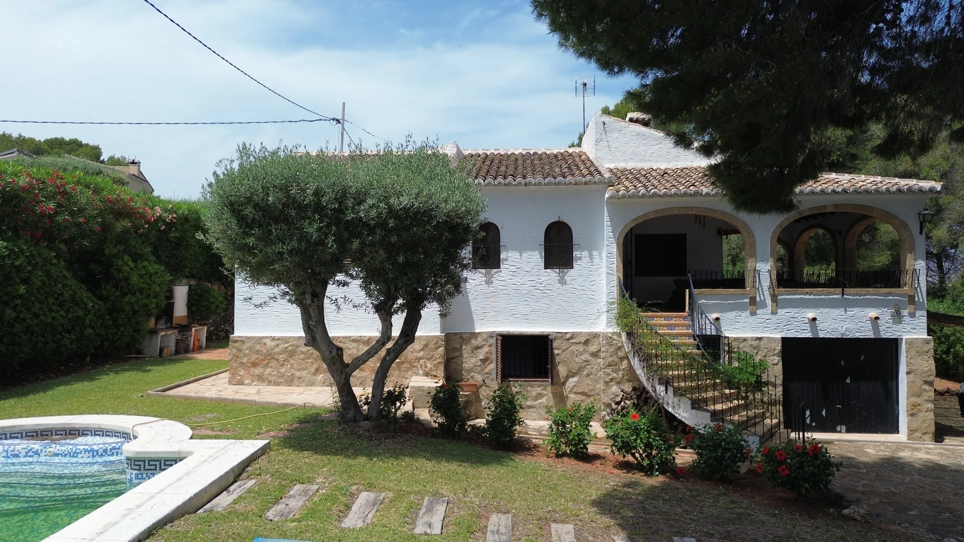 Villa con Encanto en Venta en Jávea, a Pocos Minutos de la Playa del Arenal