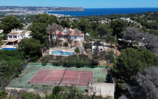 Parcela exclusiva con vistas 360º al mar y al Montgó de Jávea.