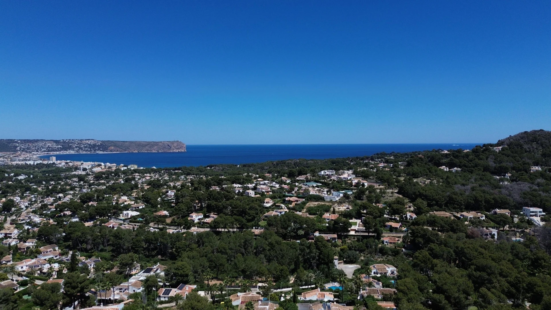 Parcela exclusiva con vistas 360º al mar y al Montgó de Jávea.