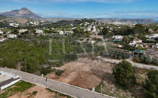 Parcela de 1000m2 en venta en Javea, orientación sur.