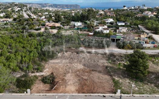Parcela de 1000m2 en venta en Javea, orientación sur.