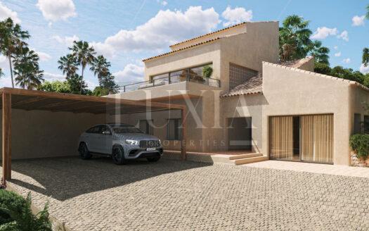 Villa en venta en Jávea El Montgó con vistas panorámicas y estilo ibicenco mediterráneo.