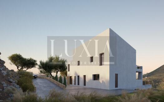 Villa de lujo de obra nueva en Alcalalí con piscina privada.