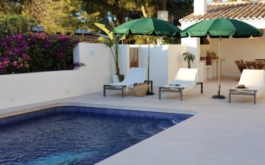 Villa en Jávea con vistas panoramicas.