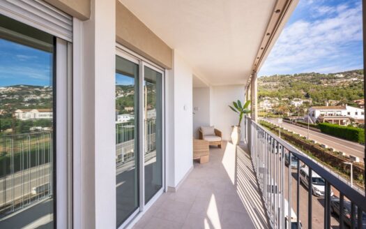 Apartamento en Jávea con amplia terraza