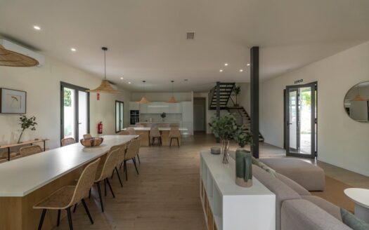 Apartamento en Dénia con 2 dormitorios y 2 baños