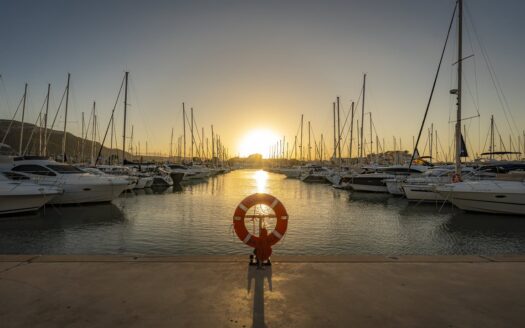 Lujoso atico en venta en Denia.
