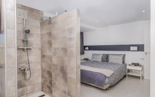 Villa en Jávea con 3 dormitorios y 3 baños