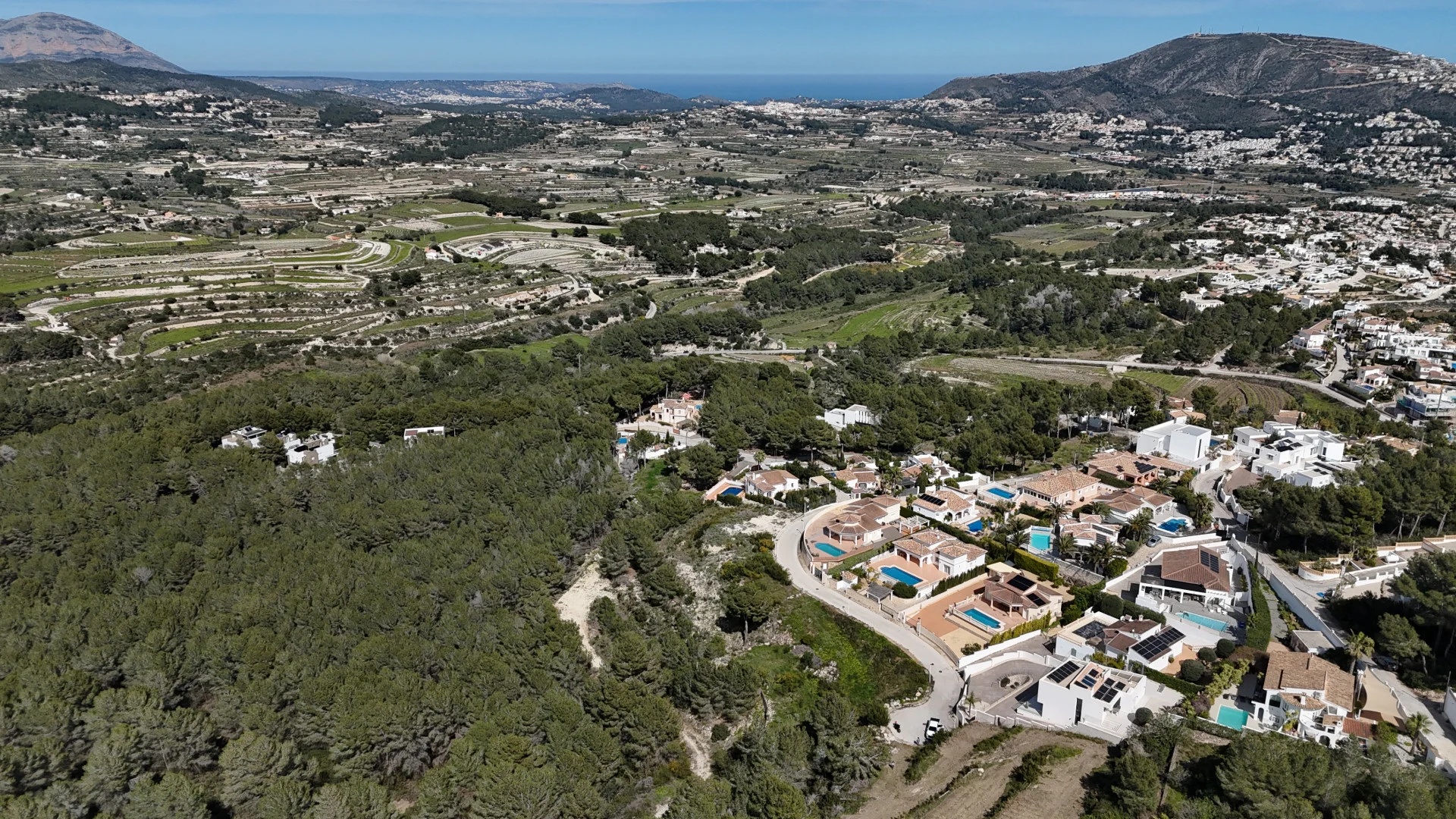 Parcela en venta en una de las ubicaciones mas prestigiosas de Moraira.