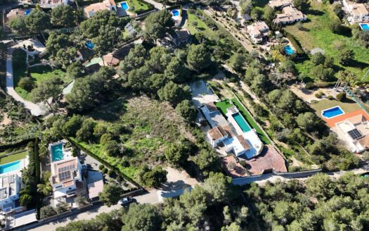 Parcela de 4.453m2 en venta en Javea.