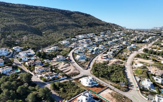 Parcela en venta con vistas panoramicas en Villes del Vent.