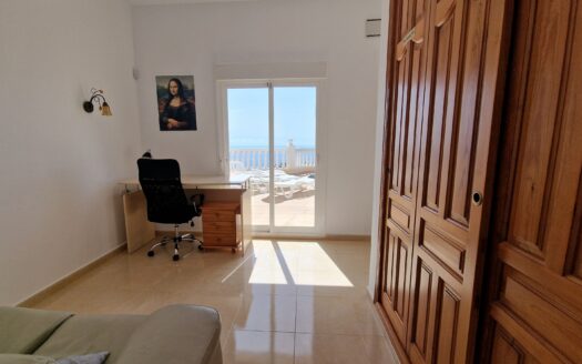 Villa en Benitachell / El Poble Nou de Benitatxell con 5 dormitorios y 3 baños