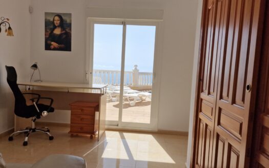 Villa en Benitachell / El Poble Nou de Benitatxell con 5 dormitorios y 3 baños