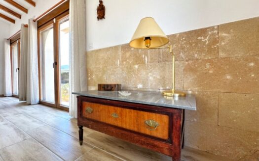 Villa en Teulada con 3 dormitorios y 2 baños