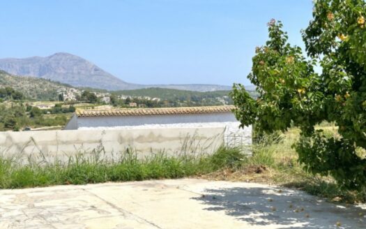 Villa en Teulada con 3 dormitorios y 2 baños