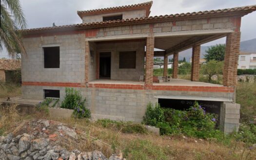 Villa en Gata de Gorgos con 3 dormitorios y 2 baños