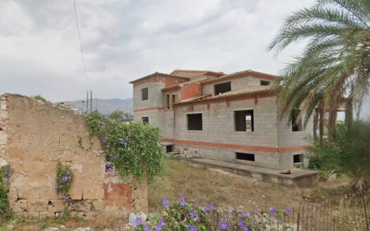 Villa en Gata de Gorgos con 3 dormitorios y 2 baños