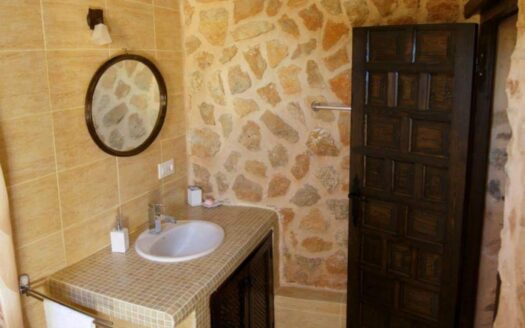 Finca en Benissa con 8 dormitorios y 8 baños