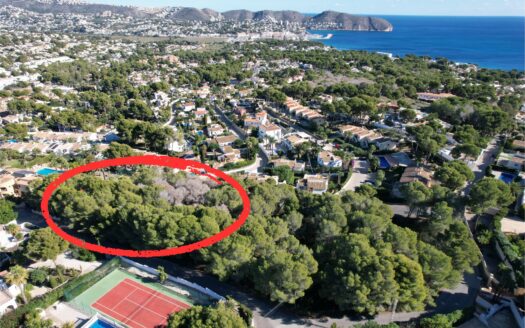 Parcela de construcción en Moraira