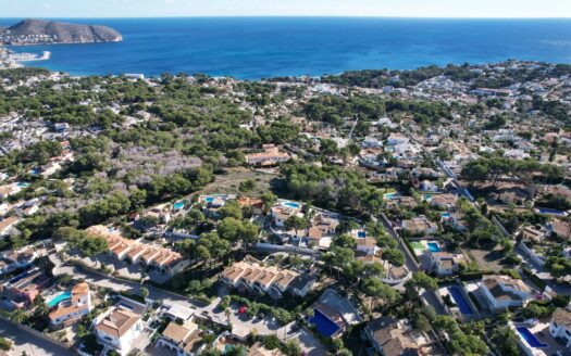 Parcela de construcción en Moraira