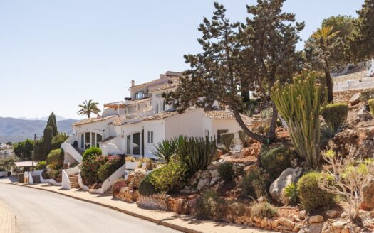 Casa en Jávea / Xàbia con 4 dormitorios y 2 baños