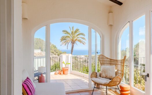 Casa en Jávea / Xàbia con 4 dormitorios y 2 baños