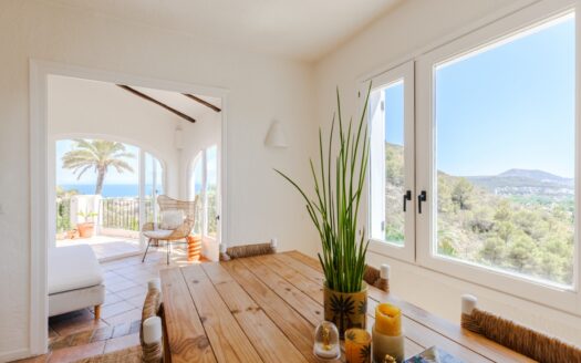 Casa en Jávea / Xàbia con 4 dormitorios y 2 baños
