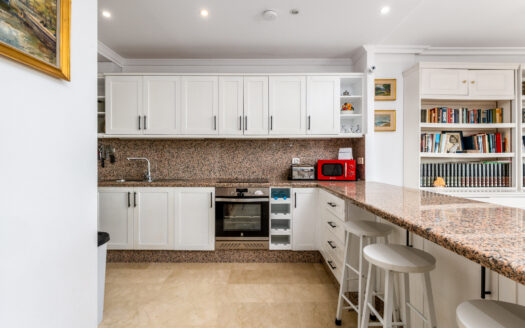 Penthouse en Altea con 2 dormitorios y 2 baños