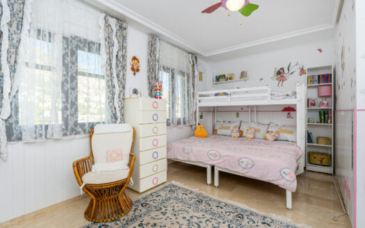 Penthouse en Altea con 2 dormitorios y 2 baños