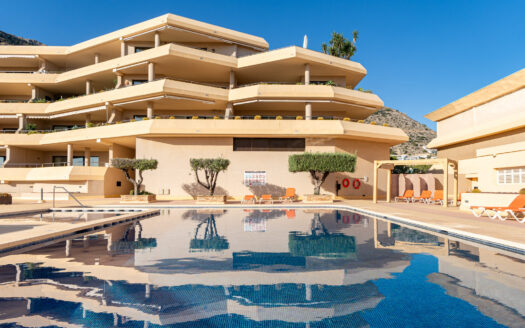 Penthouse en Altea con 2 dormitorios y 2 baños