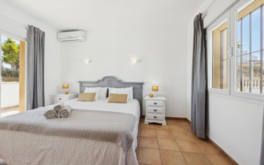 Villa en Jávea / Xàbia con 3 dormitorios y 2 baños