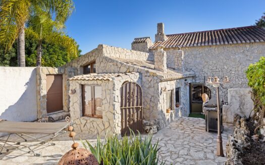 Finca en Jávea / Xàbia con 4 dormitorios y 3 baños