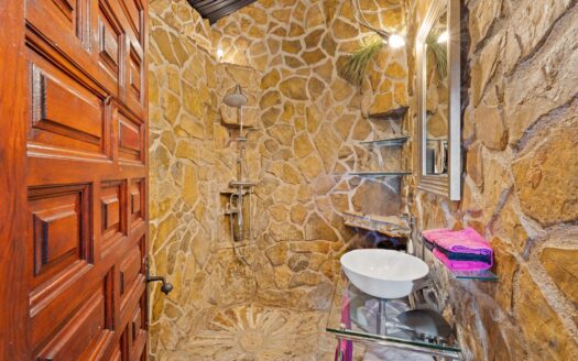 Finca en Jávea / Xàbia con 4 dormitorios y 3 baños