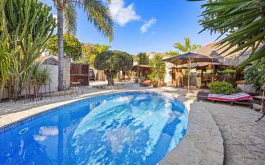 Finca en Jávea / Xàbia con 4 dormitorios y 3 baños