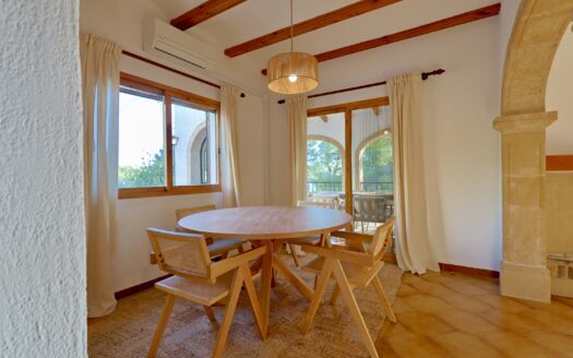 Villa en Jávea / Xàbia con 2 dormitorios y 2 baños