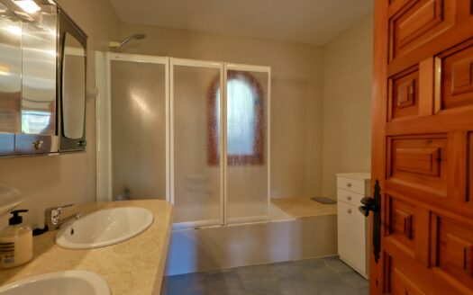 Villa en Jávea / Xàbia con 2 dormitorios y 2 baños