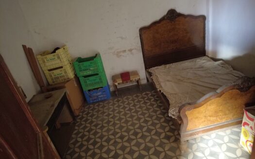 Pedreguer con 8 dormitorios y 1 baños