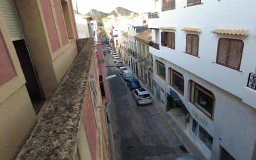 Pedreguer con 8 dormitorios y 1 baños