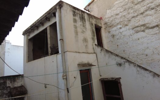 Pedreguer con 8 dormitorios y 1 baños