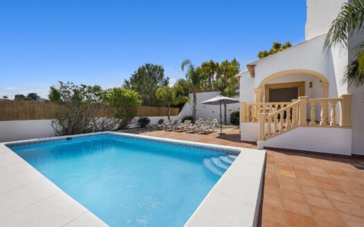 Villa en Jávea / Xàbia con 3 dormitorios y 2 baños