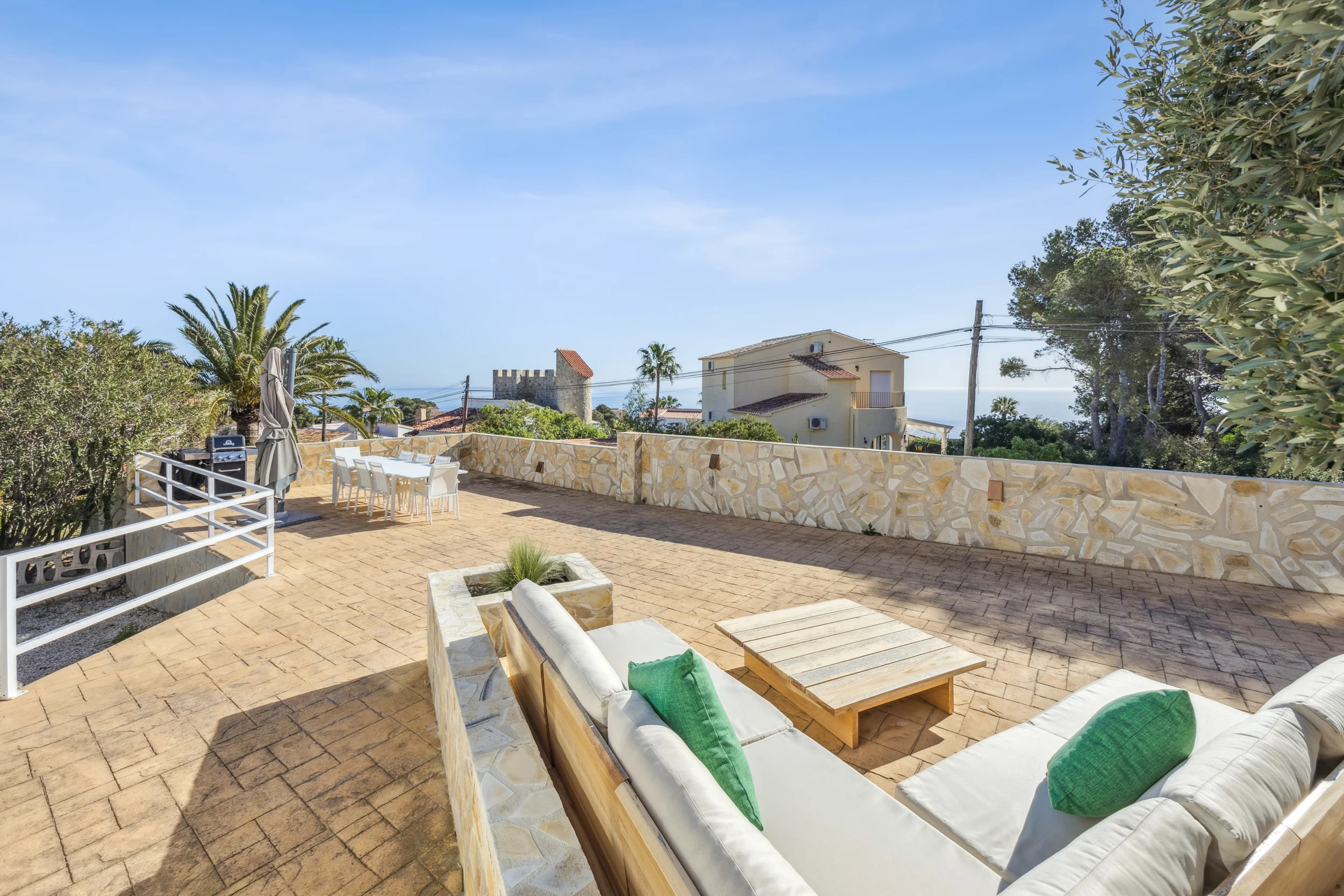 Villa con vistas al mar en venta en Javea