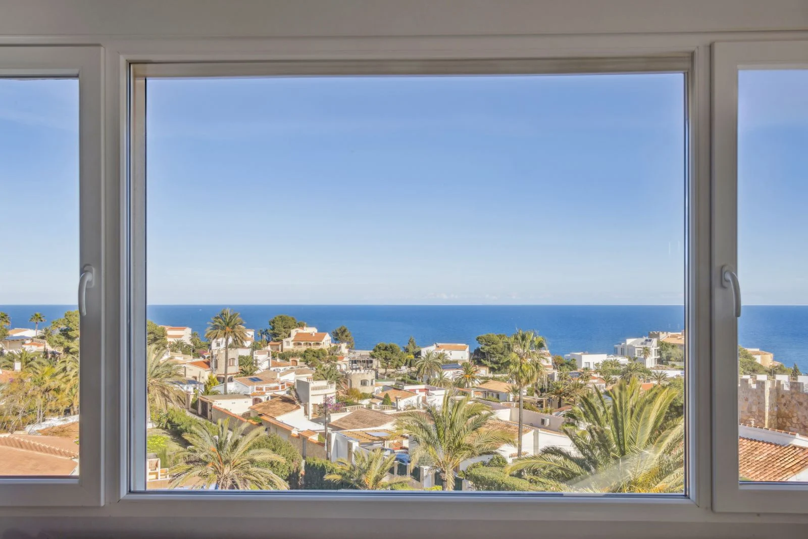 Villa con vistas al mar en venta en Javea